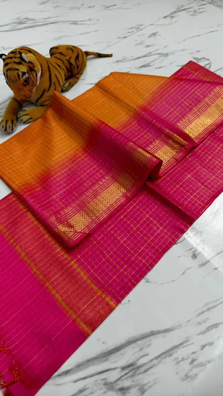 Traditional Mangalgiri Cotton Saree with Mini Check Design & Handwoven Finish